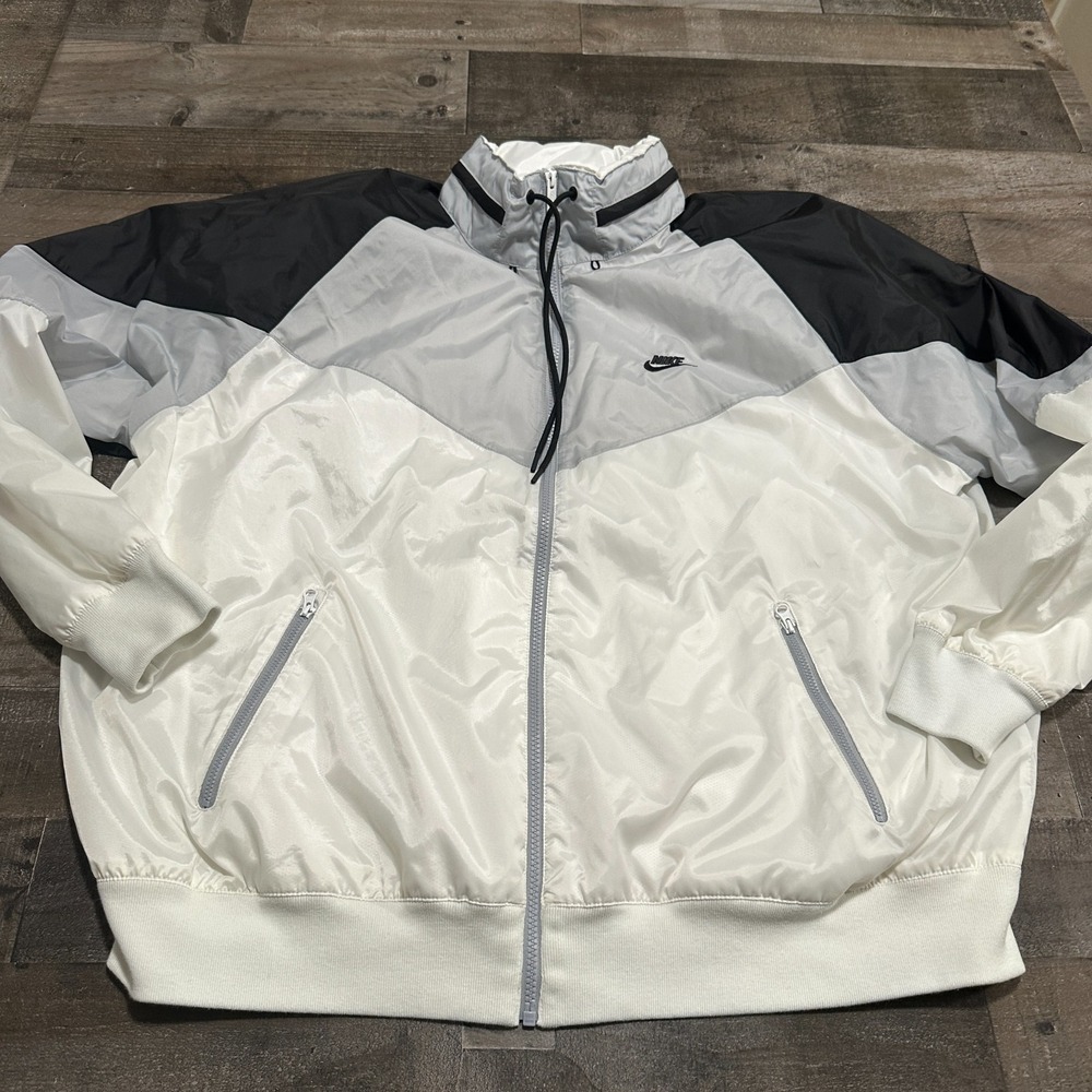 Nike Sportswear Windrunner Jacket Mens 2XL White Gray Black Hooded CN8770-100